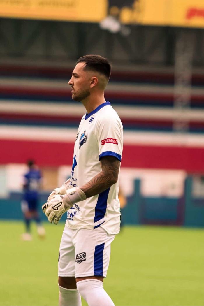 CAXIAS ANUNCIA OS GOLEIROS NATHAN HORNER E FELIPE VERIDIANO 